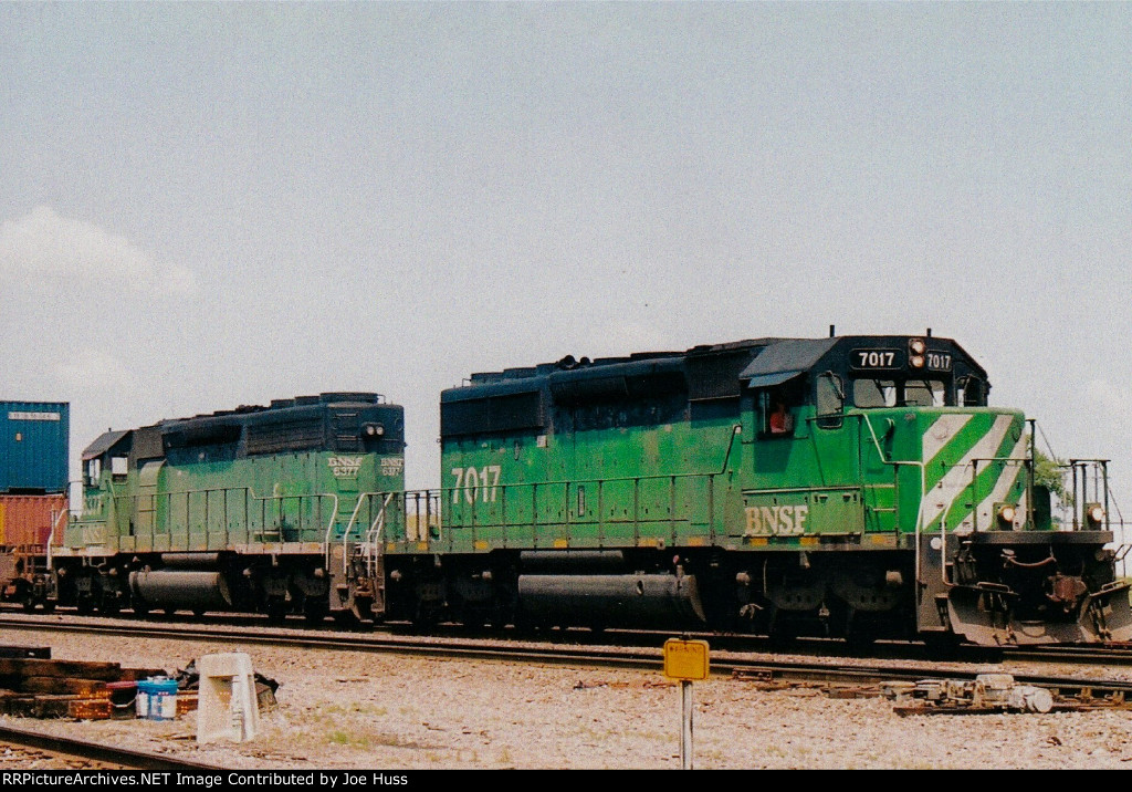 BNSF 7017 East